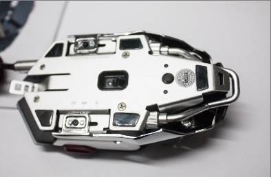 обзор LUOM G50 Programmable 10 Button Professional Mechanical Gaming Mouse - unboxing (распаковка) - фото 6 - вид снизу, разъёмы и прочее